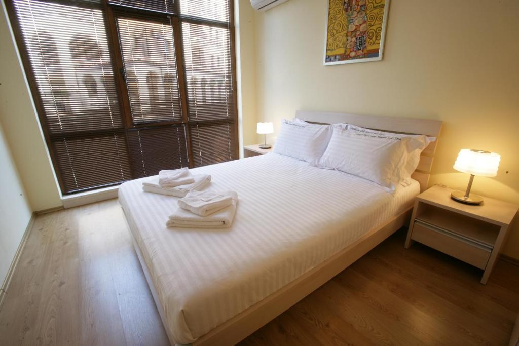 Lighthouse Apartments And Villas Balchik Quarto foto