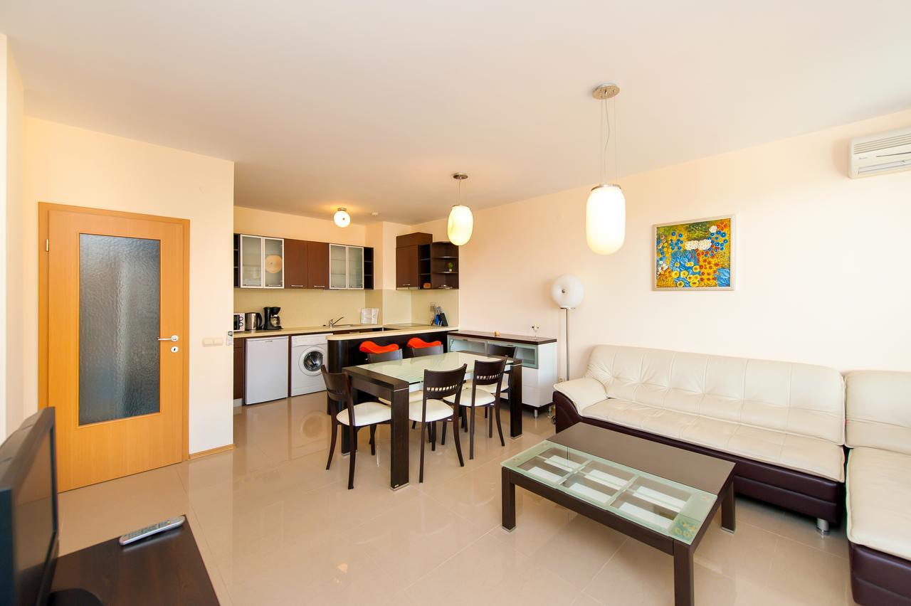 Lighthouse Apartments And Villas Balchik Exterior foto